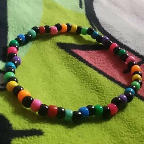 black rainbow kandi choker - Picture 4 of 6